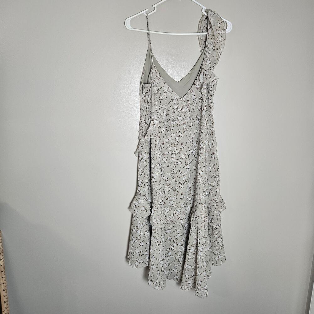 NWT Wayf Sz Medium Ruffled Sage Ditsy Print Sz Medium - Picture 7 of 14